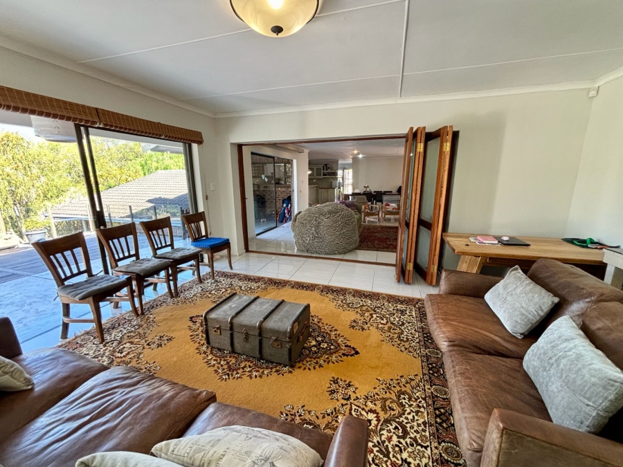5 Bedroom Property for Sale in Denver Park Western Cape